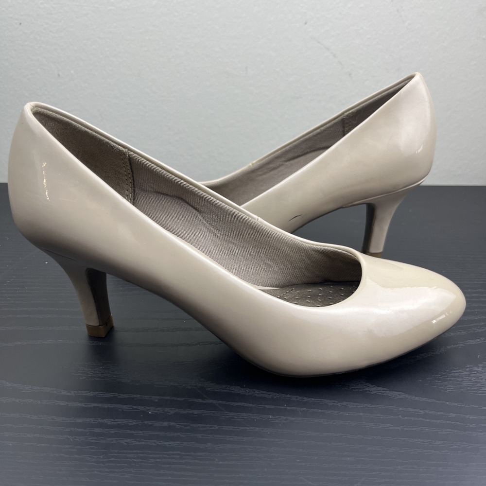 LifeStride Parigi‎ Taupe Nude Pumps Size 5 Faux Patent Leather Heels
